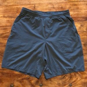 Men’s Lululemon 7 in. shorts
